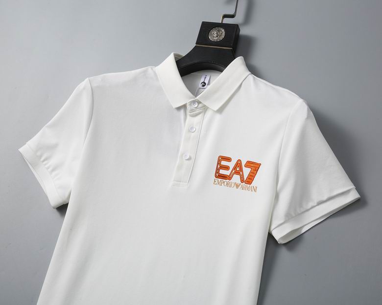 Les polos Armani pour homme reflètent l’élégance raffinée et le savoir-faire emblématique de la maison italienne. Au meilleur prix 