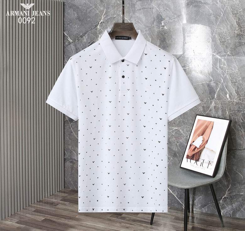 Les polos Armani pour homme reflètent l’élégance raffinée et le savoir-faire emblématique de la maison italienne. Au meilleur prix 
