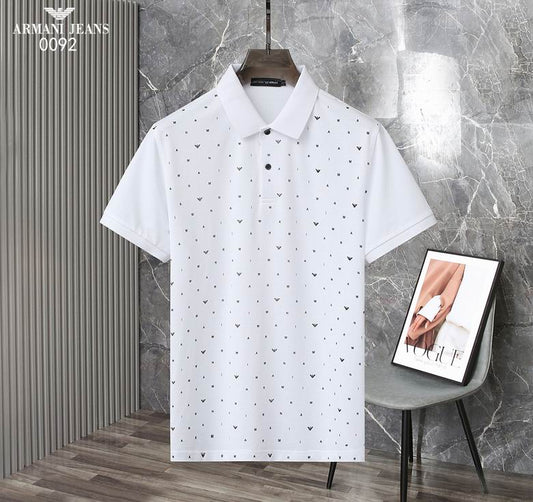 Les polos Armani pour homme reflètent l’élégance raffinée et le savoir-faire emblématique de la maison italienne. Au meilleur prix 
