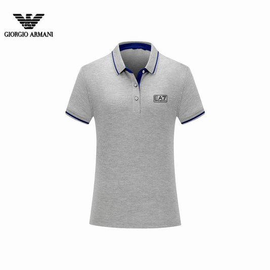 Les polos Armani pour homme reflètent l’élégance raffinée et le savoir-faire emblématique de la maison italienne. Au meilleur prix 