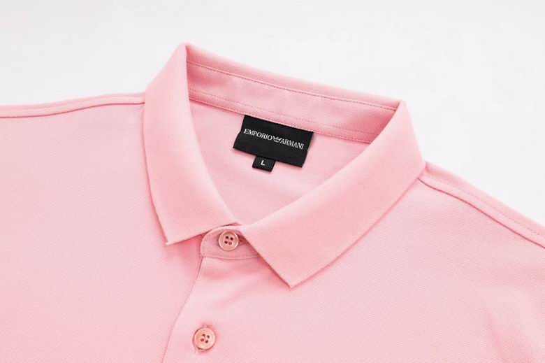 Les polos Armani pour homme reflètent l’élégance raffinée et le savoir-faire emblématique de la maison italienne. Au meilleur prix 