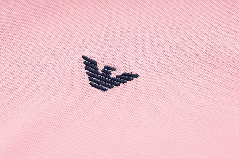Les polos Armani pour homme reflètent l’élégance raffinée et le savoir-faire emblématique de la maison italienne. Au meilleur prix 