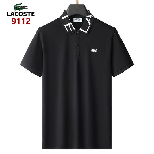 Les polos Lacoste pour homme sont le symbole parfait de l'élégance décontractée, alliant style et confort depuis des générations. Au meilleur prix.