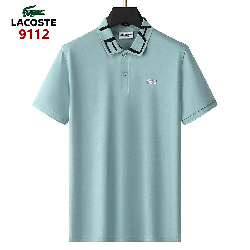 Les polos Lacoste pour homme sont le symbole parfait de l'élégance décontractée, alliant style et confort depuis des générations. Au meilleur prix.