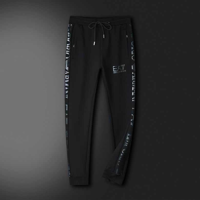 Les ensembles survêtement Hugo Boss allient performance et style. Leur design sophistiqué et leur qualité supérieure.pas cher.le moins cher.