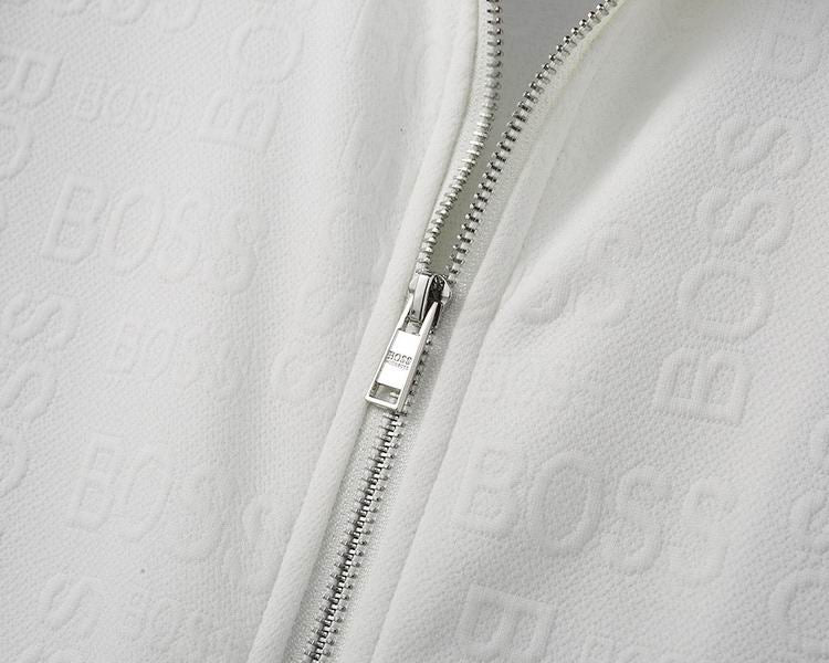 Les ensembles survêtement Hugo Boss allient performance et style. Leur design sophistiqué et leur qualité supérieure.pas cher.le moins cher.