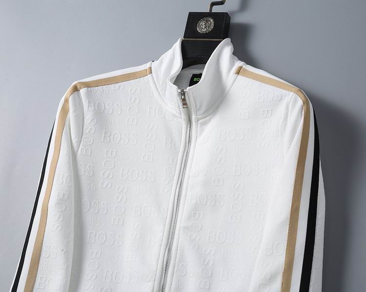 Les ensembles survêtement Hugo Boss allient performance et style. Leur design sophistiqué et leur qualité supérieure.pas cher.le moins cher.