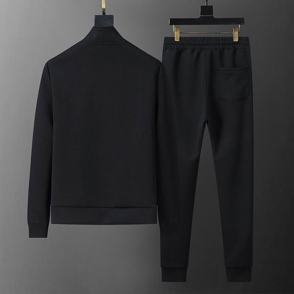 Les ensembles survêtement Hugo Boss allient performance et style. Leur design sophistiqué et leur qualité supérieure.pas cher.le moins cher.