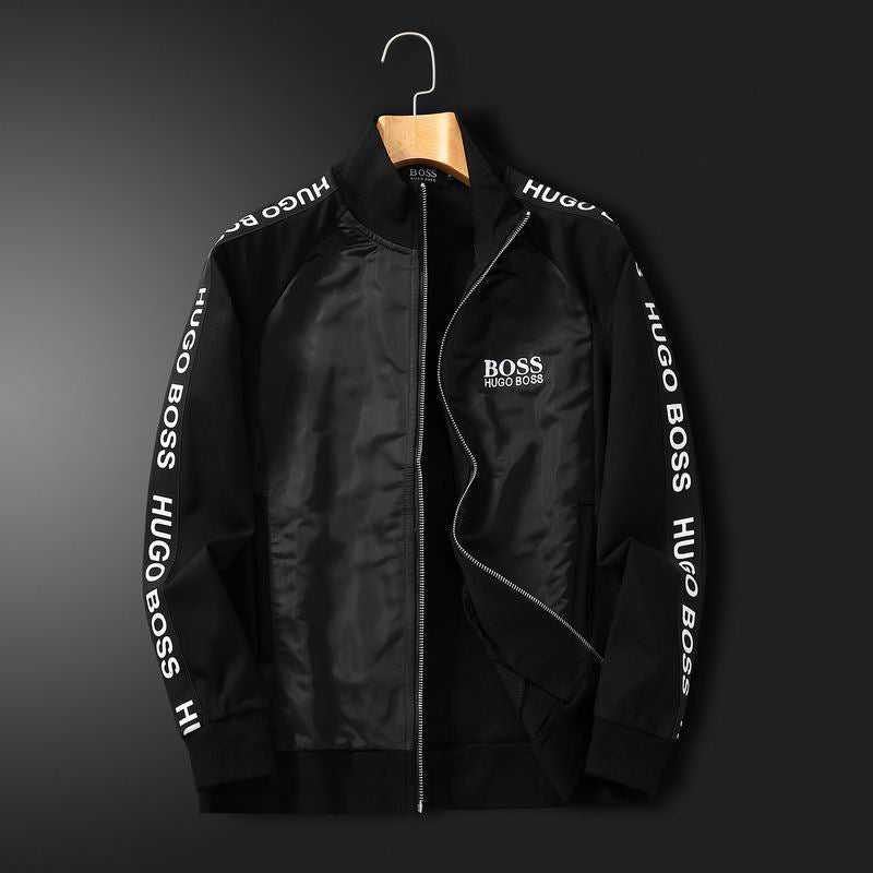 Les ensembles survêtement Hugo Boss allient performance et style. Leur design sophistiqué et leur qualité supérieure.pas cher.le moins cher.