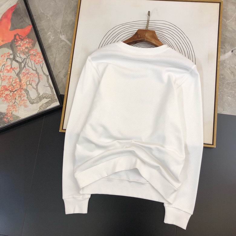 Les ensembles survêtement Hugo Boss allient performance et style. Leur design sophistiqué et leur qualité supérieure.pas cher.le moins cher.