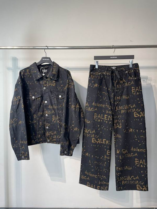 Les ensembles survêtement Balenciaga allient performance et style. Leur design avant-gardiste et leur qualité supérieure. Pas cher. Le moins cher.