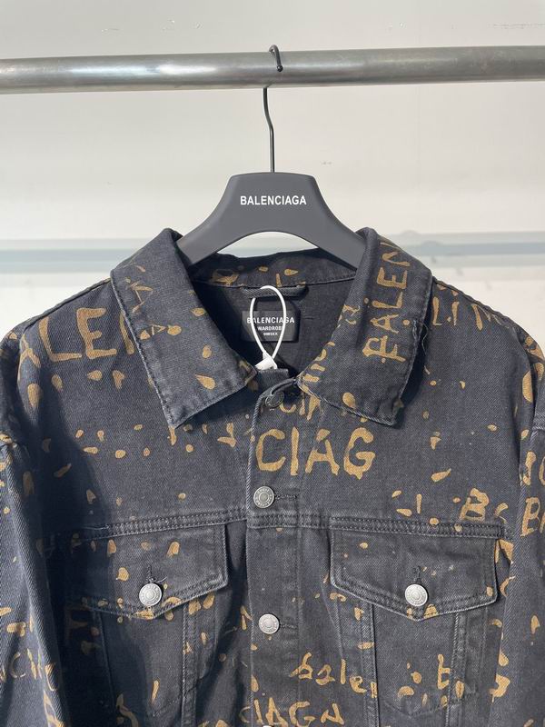 Les ensembles survêtement Balenciaga allient performance et style. Leur design avant-gardiste et leur qualité supérieure. Pas cher. Le moins cher.