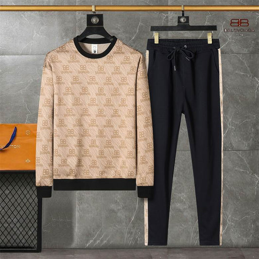 Les ensembles survêtement Balenciaga allient performance et style. Leur design avant-gardiste et leur qualité supérieure. Pas cher. Le moins cher.
