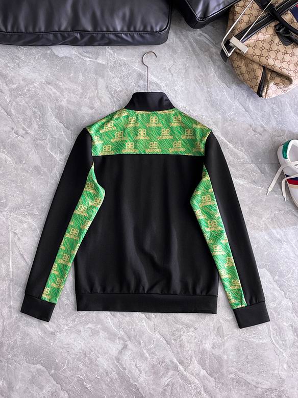 Les ensembles survêtement Balenciaga allient performance et style. Leur design avant-gardiste et leur qualité supérieure. Pas cher. Le moins cher.