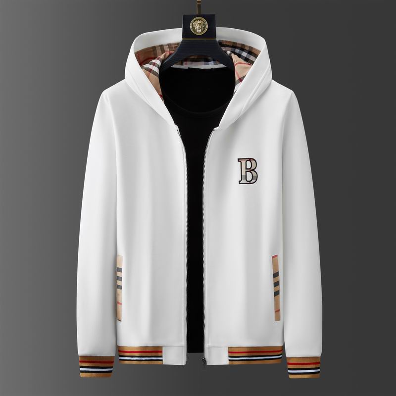 Les ensembles survêtement Burberry combinent performance et style. Leur design sophistiqué. Pas cher.le moins cher.