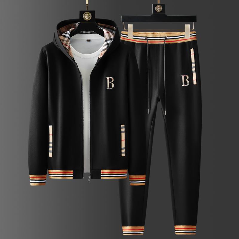 Les ensembles survêtement Burberry combinent performance et style. Leur design sophistiqué. Pas cher.le moins cher.