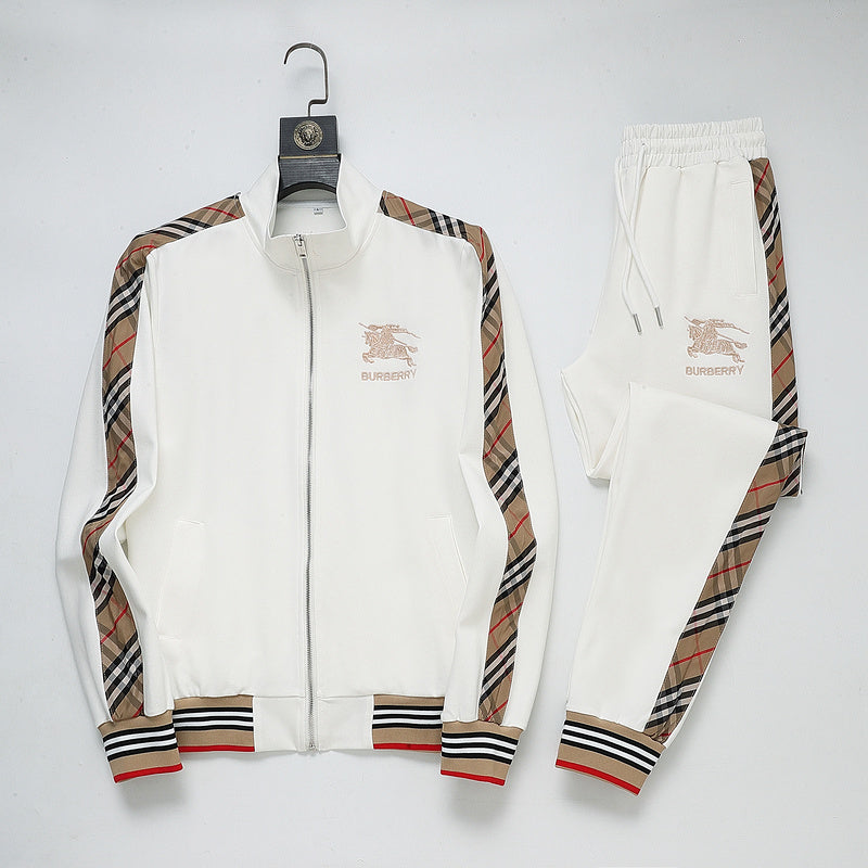 Les ensembles survêtement Burberry combinent performance et style. Leur design sophistiqué. Pas cher.le moins cher.