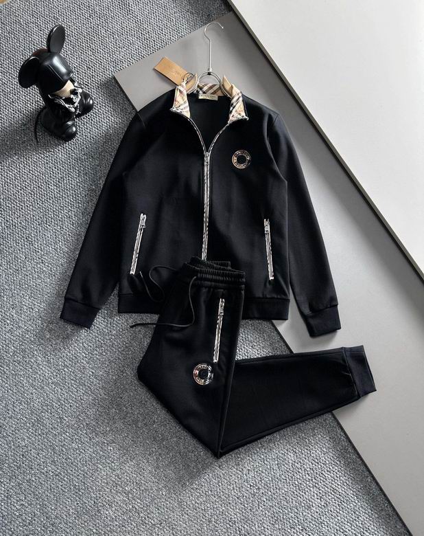 Les ensembles survêtement Burberry combinent performance et style. Leur design sophistiqué. Pas cher.le moins cher.