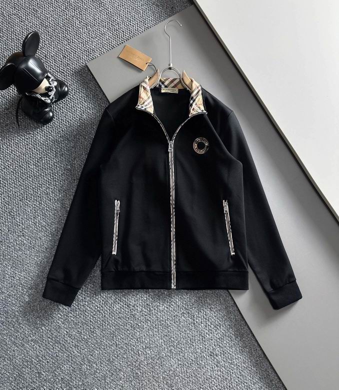 Les ensembles survêtement Burberry combinent performance et style. Leur design sophistiqué. Pas cher.le moins cher.