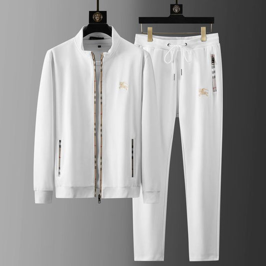 Les ensembles survêtement Burberry combinent performance et style. Leur design sophistiqué. Pas cher.le moins cher.