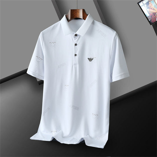 Les polos Armani pour homme reflètent l’élégance raffinée et le savoir-faire emblématique de la maison italienne. Au meilleur prix 