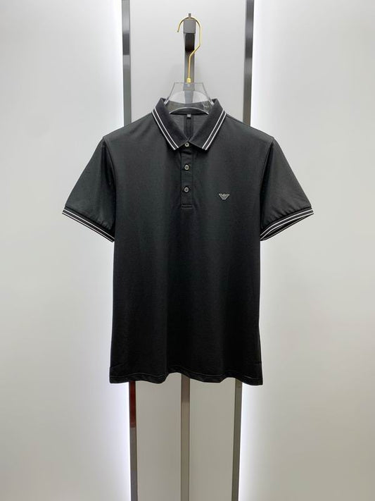 Les polos Armani pour homme reflètent l’élégance raffinée et le savoir-faire emblématique de la maison italienne. Au meilleur prix 