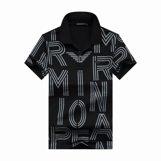 Les polos Armani pour homme reflètent l’élégance raffinée et le savoir-faire emblématique de la maison italienne. Au meilleur prix 