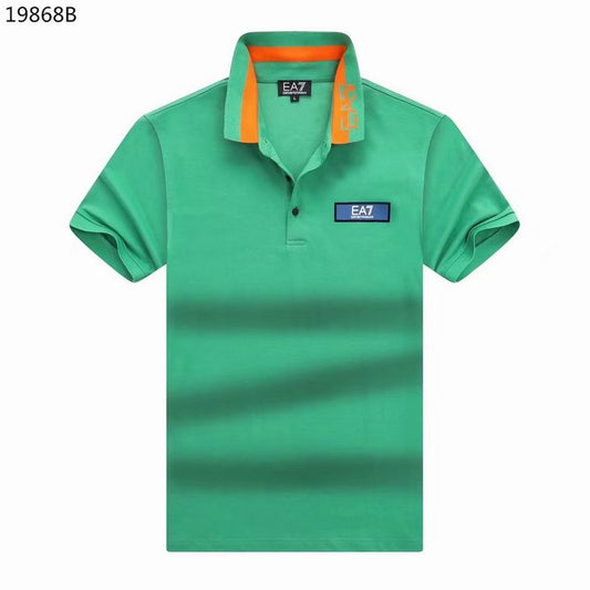 Les polos Armani pour homme reflètent l’élégance raffinée et le savoir-faire emblématique de la maison italienne. Au meilleur prix 