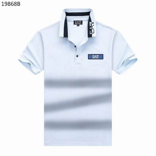 Les polos Armani pour homme reflètent l’élégance raffinée et le savoir-faire emblématique de la maison italienne. Au meilleur prix 