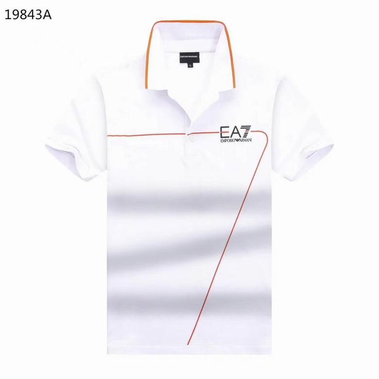 Les polos Armani pour homme reflètent l’élégance raffinée et le savoir-faire emblématique de la maison italienne. Au meilleur prix 
