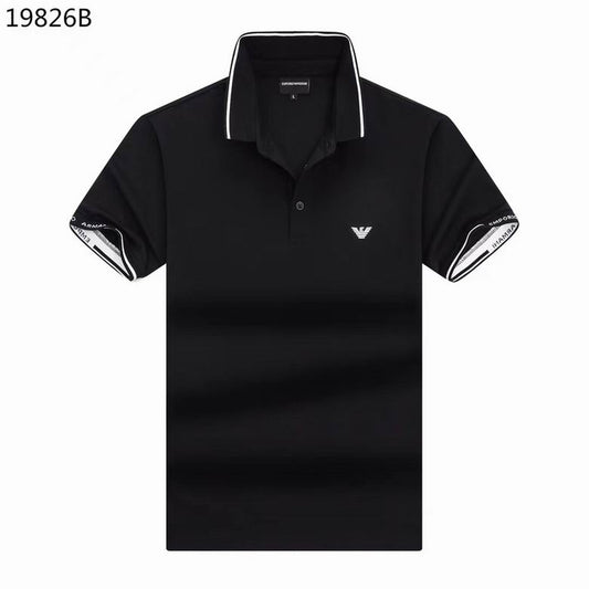 Les polos Armani pour homme reflètent l’élégance raffinée et le savoir-faire emblématique de la maison italienne. Au meilleur prix 