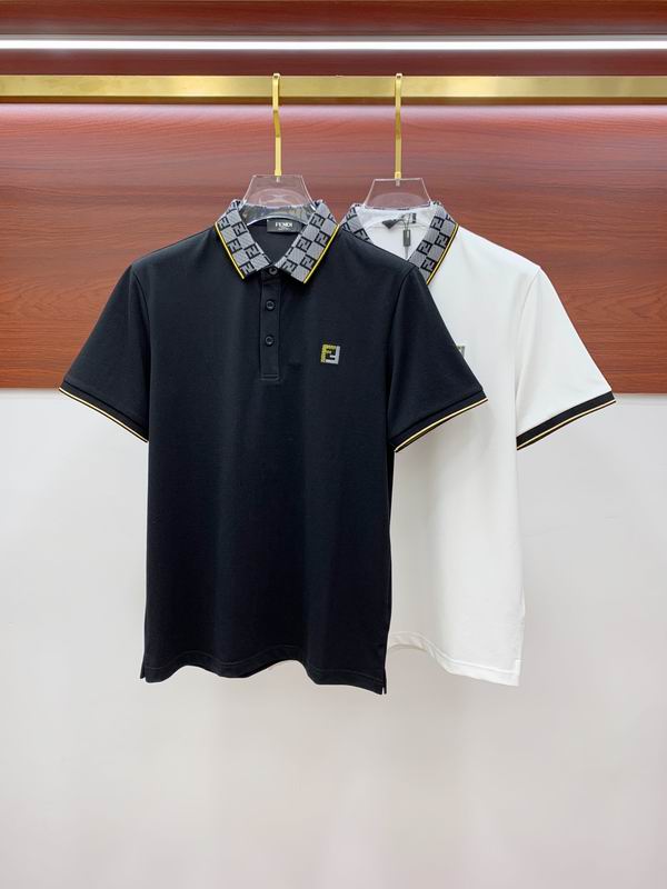 Les polos T-shirt Fendi pour homme incarnent l’élégance italienne avec une touche de modernité , caractéristiques de la maison Fendi. Au meilleur prix 