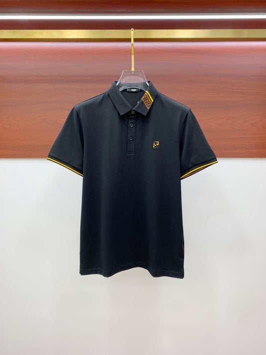 Les polos T-shirt Fendi pour homme incarnent l’élégance italienne avec une touche de modernité , caractéristiques de la maison Fendi. Au meilleur prix 