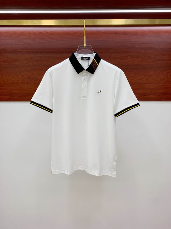 Les polos T-shirt Fendi pour homme incarnent l’élégance italienne avec une touche de modernité , caractéristiques de la maison Fendi. Au meilleur prix 