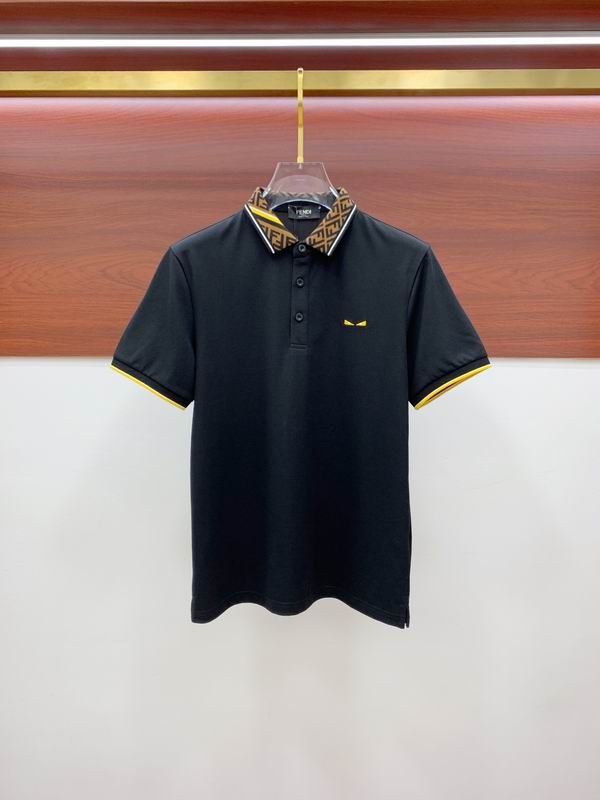 Les polos T-shirt Fendi pour homme incarnent l’élégance italienne avec une touche de modernité , caractéristiques de la maison Fendi. Au meilleur prix 