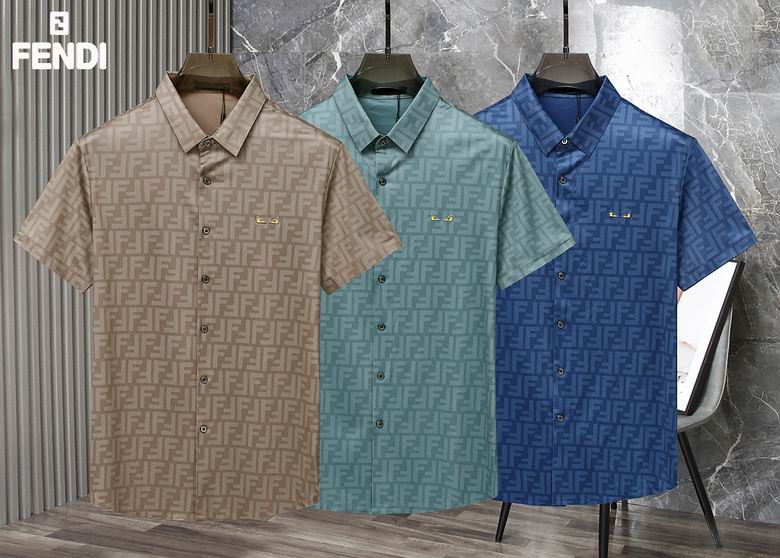 Les polos T-shirt Fendi pour homme incarnent l’élégance italienne avec une touche de modernité , caractéristiques de la maison Fendi. Au meilleur prix 