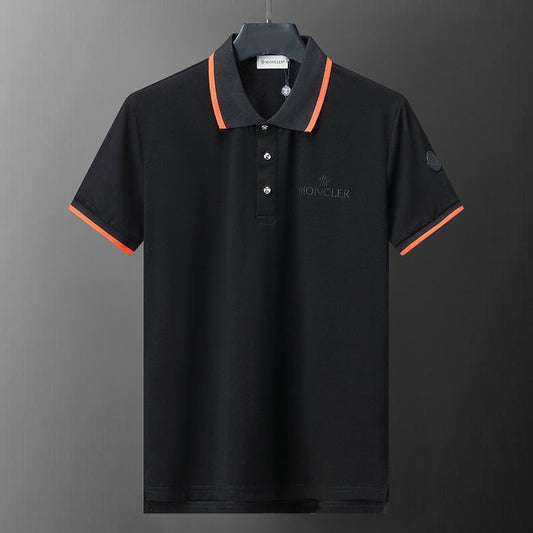 Le polo T-shirt Moncler pour homme incarne le summum de l'élégance décontractée et du style intemporel.au meilleur prix