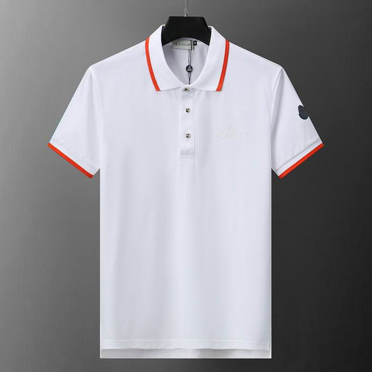 Le polo T-shirt Moncler pour homme incarne le summum de l'élégance décontractée et du style intemporel.au meilleur prix