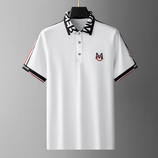 Le polo T-shirt Moncler pour homme incarne le summum de l'élégance décontractée et du style intemporel.au meilleur prix