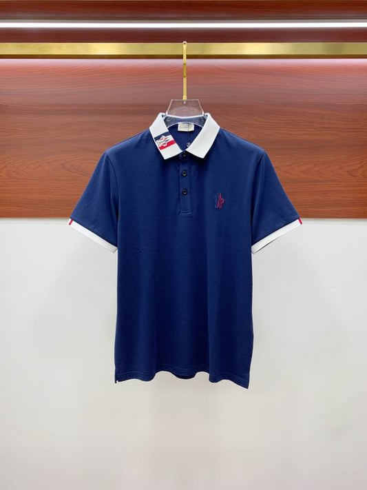 Le polo T-shirt Moncler pour homme incarne le summum de l'élégance décontractée et du style intemporel.au meilleur prix