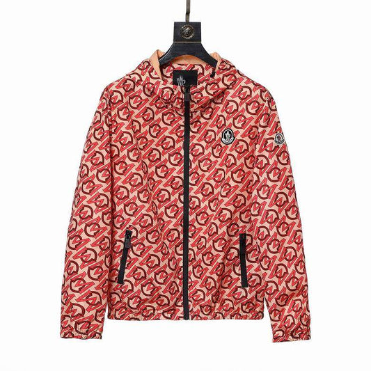 Les vestes Moncler allient élégance et modernité. Leur design sophistiqué et leurs matériaux haut de gamme en font un choix incontournable.pas cher.le moins cher.
