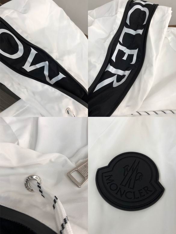 Les vestes Moncler allient élégance et modernité. Leur design sophistiqué et leurs matériaux haut de gamme en font un choix incontournable.pas cher.le moins cher.