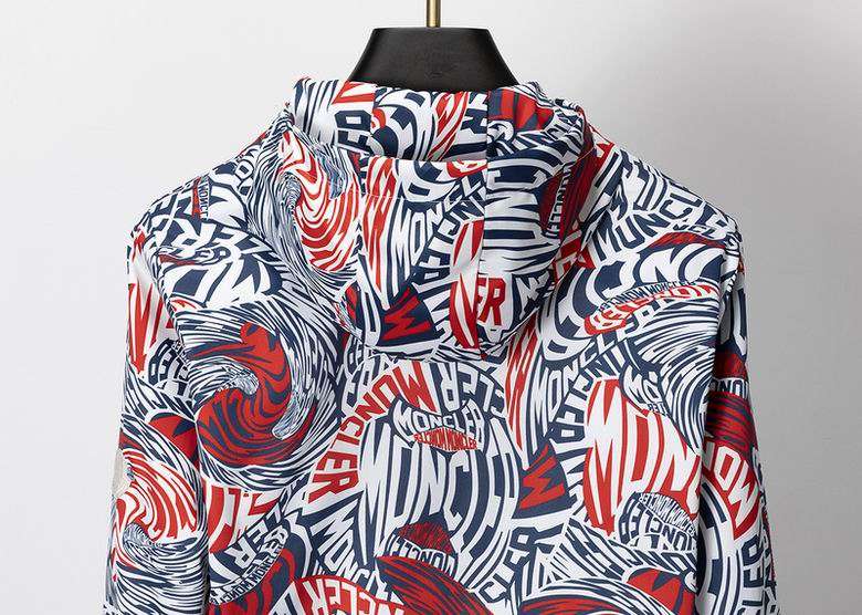 Les vestes Moncler allient élégance et modernité. Leur design sophistiqué et leurs matériaux haut de gamme en font un choix incontournable.pas cher.le moins cher.