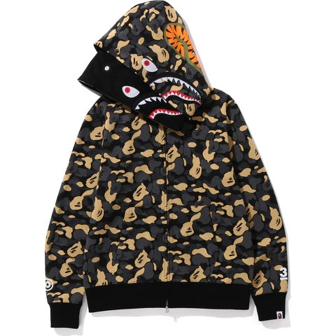 Les sweats Bape Sta pour homme incarnent l’essence du streetwear avec un design audacieux et reconnaissable, propre à la marque A Bathing Ape (Bape).