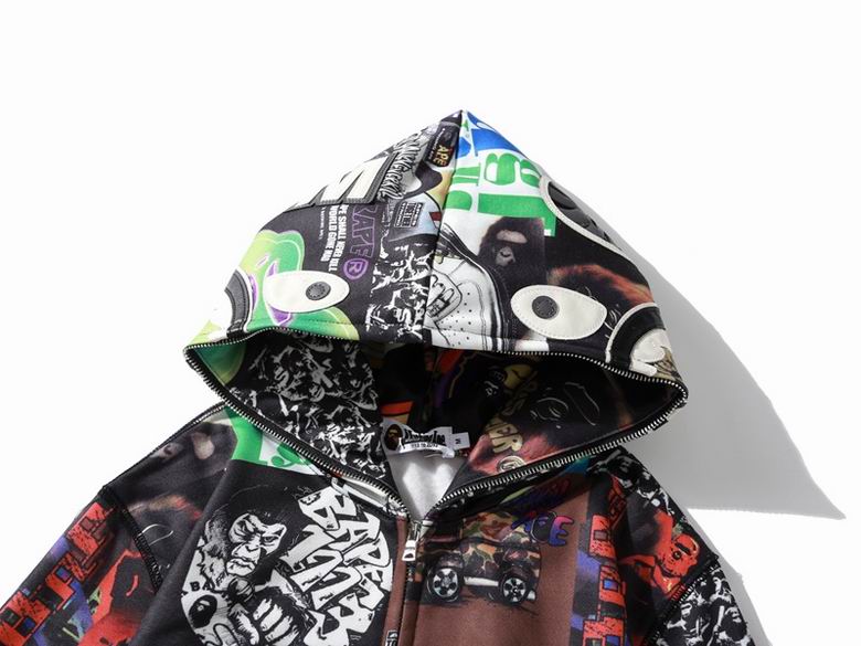 Les sweats Bape Sta pour homme incarnent l’essence du streetwear avec un design audacieux et reconnaissable, propre à la marque A Bathing Ape (Bape).