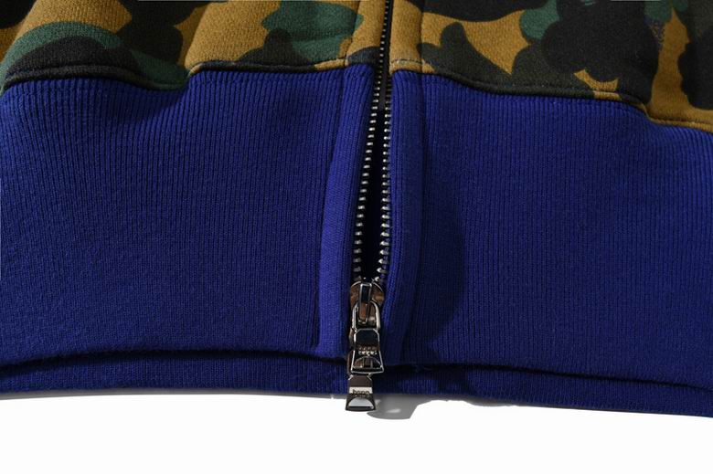 Les sweats Bape Sta pour homme incarnent l’essence du streetwear avec un design audacieux et reconnaissable, propre à la marque A Bathing Ape (Bape).