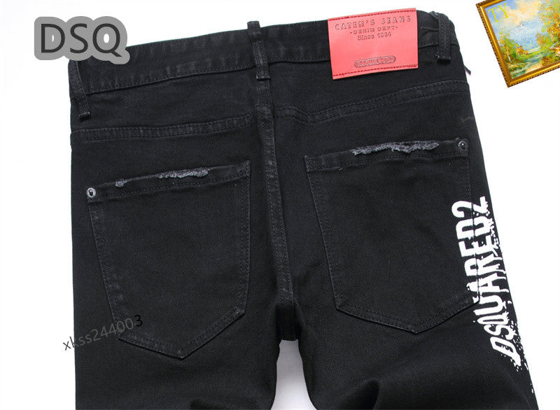 les jeans DSquared2 pour homme combinent performance et style avec une touche de robustesse urbaine. distinctif.pas cher.le moins cher.