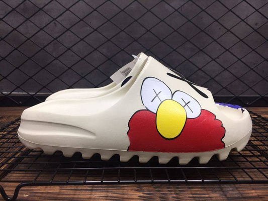 Les sandales claquettes Adidas sont un incontournable pour ceux qui recherchent un mélange parfait entre confort et style décontracté.