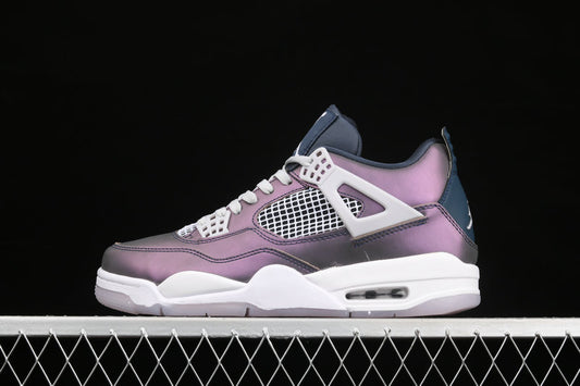 Les baskets grande taille Jordan 4 offrent le même style iconique que le modèle original, tout en répondant  aux besoins des pointures supérieures.