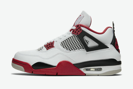 Les baskets grande taille Jordan 4 offrent le même style iconique que le modèle original, tout en répondant  aux besoins des pointures supérieures.